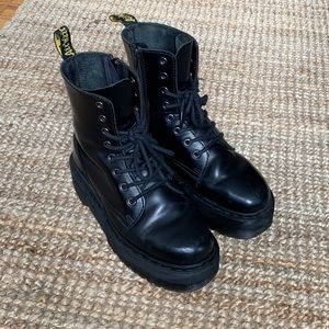 DR. MARTENS JADON BOOT